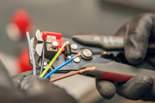 Best Electric Panel Repair  in Tulare, CA